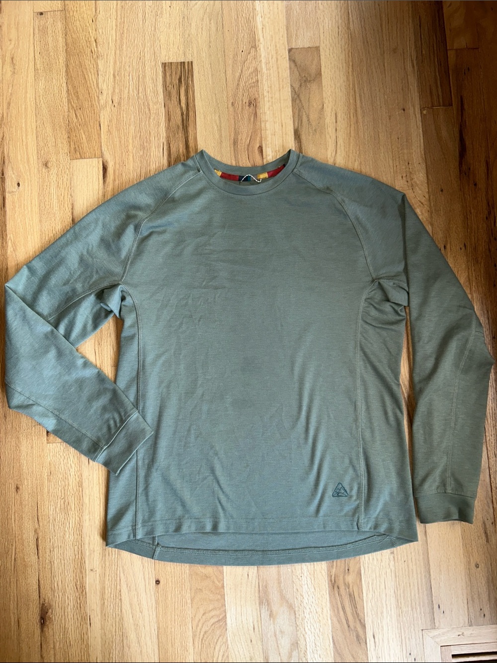 LIVSN Keystone Long Sleeve - Flora - Picture 4 of 6